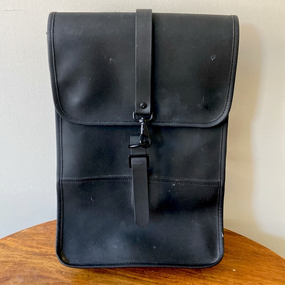 Rains Handbags - Black Rains Backpack - Fully Waterproof